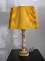 Lampe en céramique avec abat-jour
