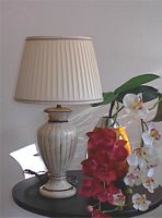 Lampe en céramique avec abat-jour